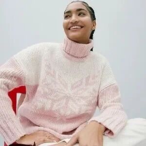 J. Crew Snowflake Pink Turtleneck Sweater Size S In EUC